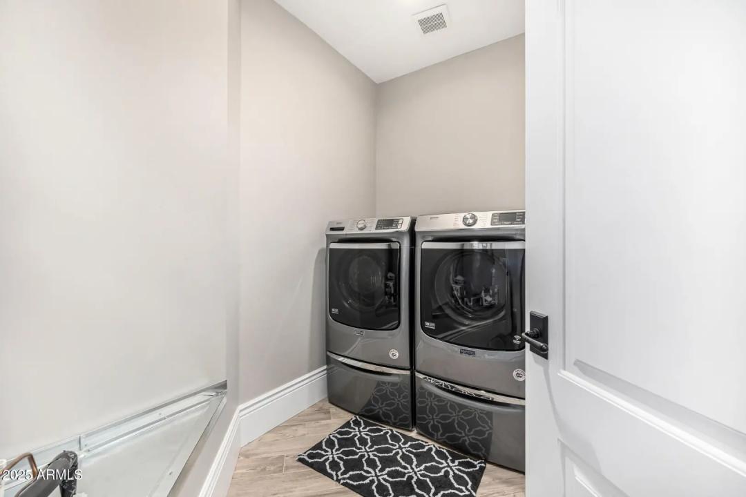 Real Estate Picture 78
