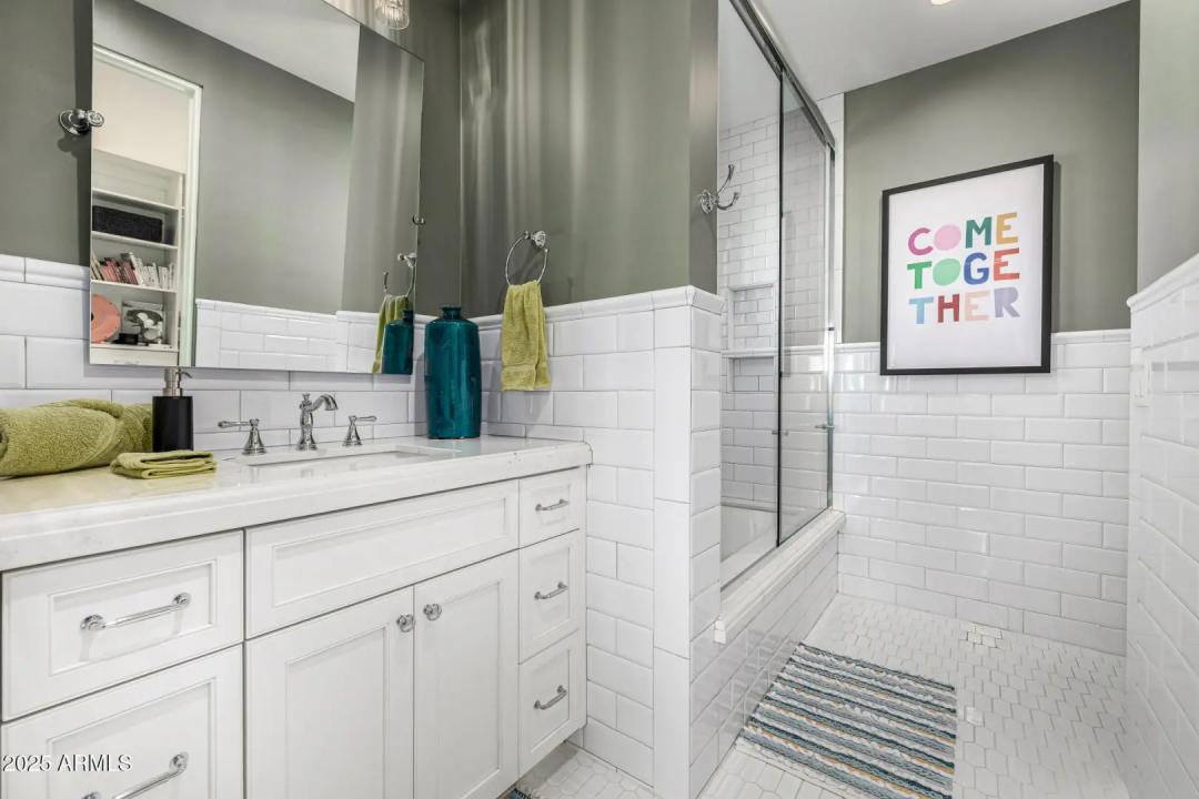 Real Estate Picture 87