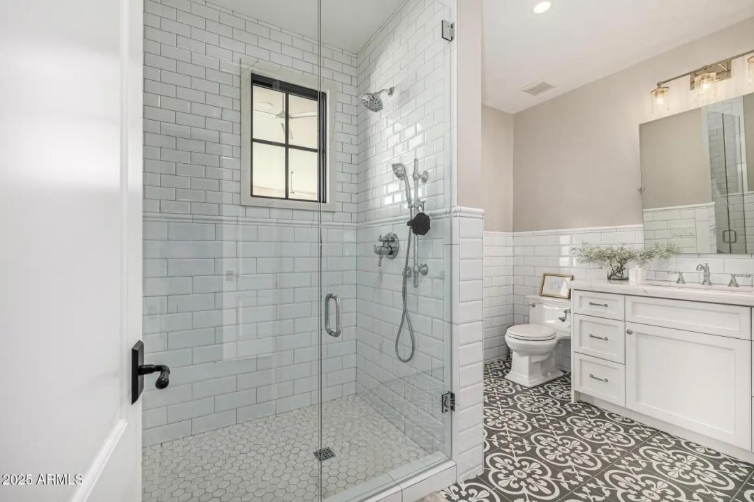 Real Estate Picture 52