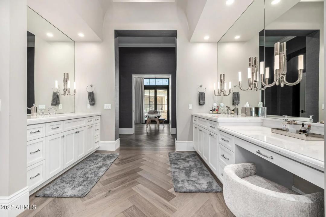 Real Estate Picture 67