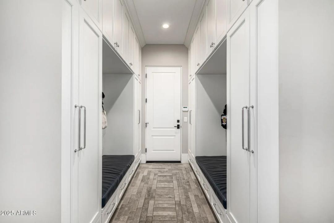 Real Estate Picture 26