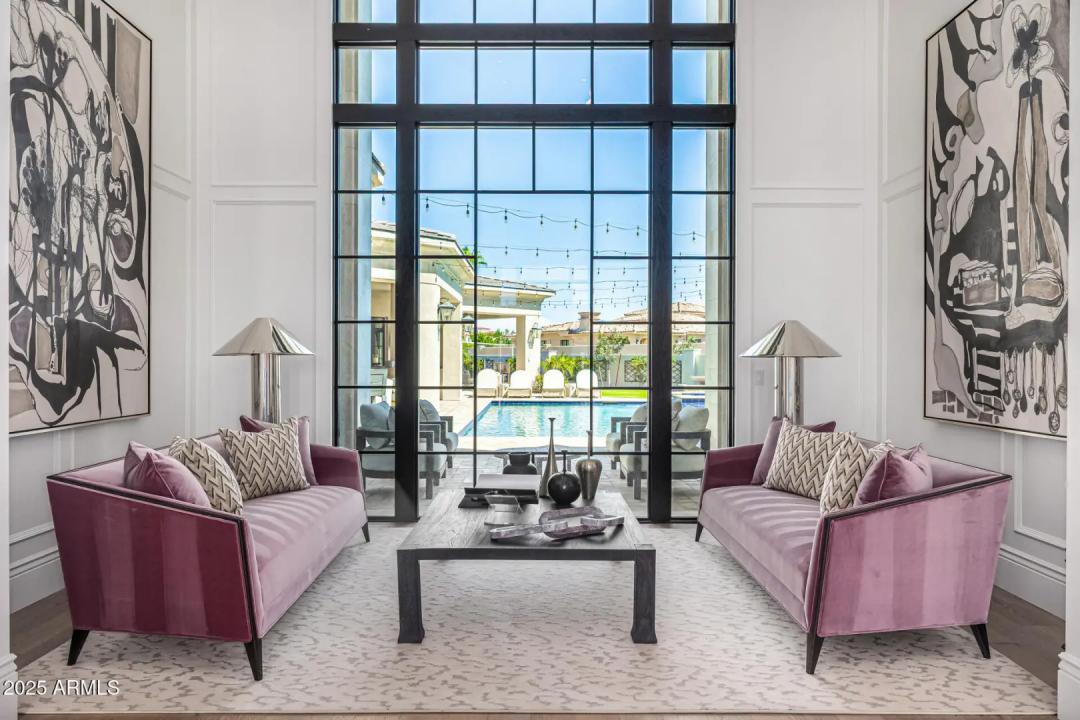 Real Estate Picture 17