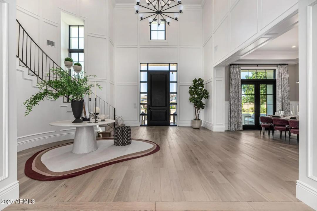 Real Estate Picture 15