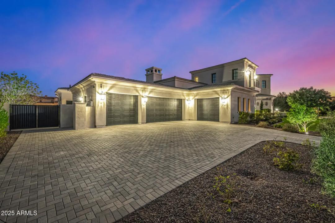Real Estate Picture 9