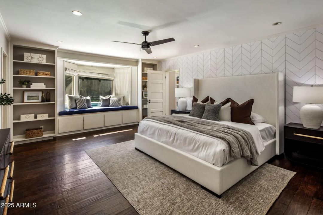 Real Estate Picture 17
