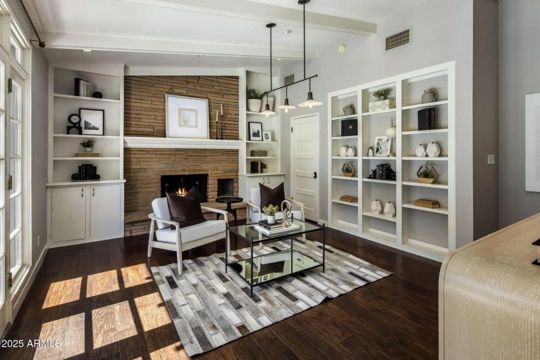 Real Estate Picture 19