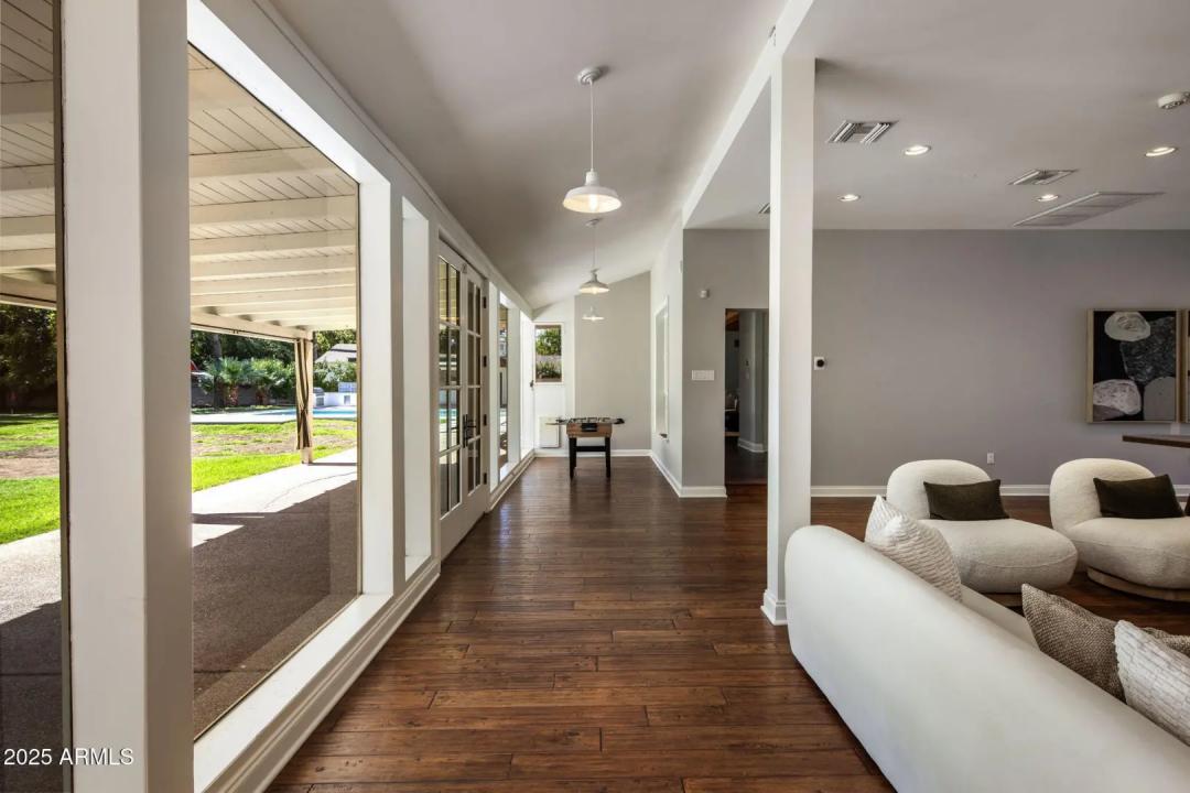 Real Estate Picture 29