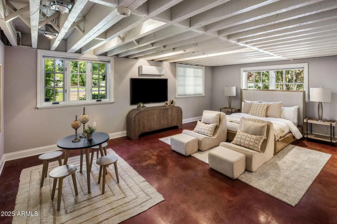 Real Estate Picture 31