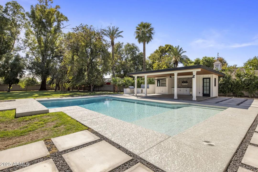 Real Estate Picture 48