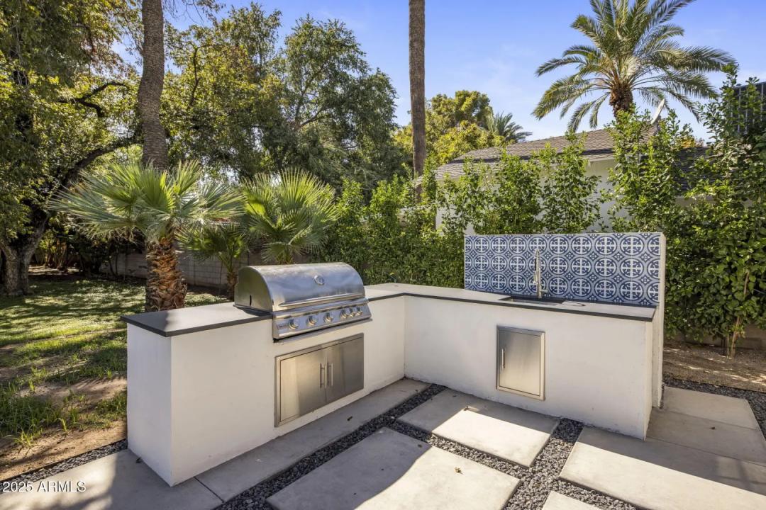 Real Estate Picture 52
