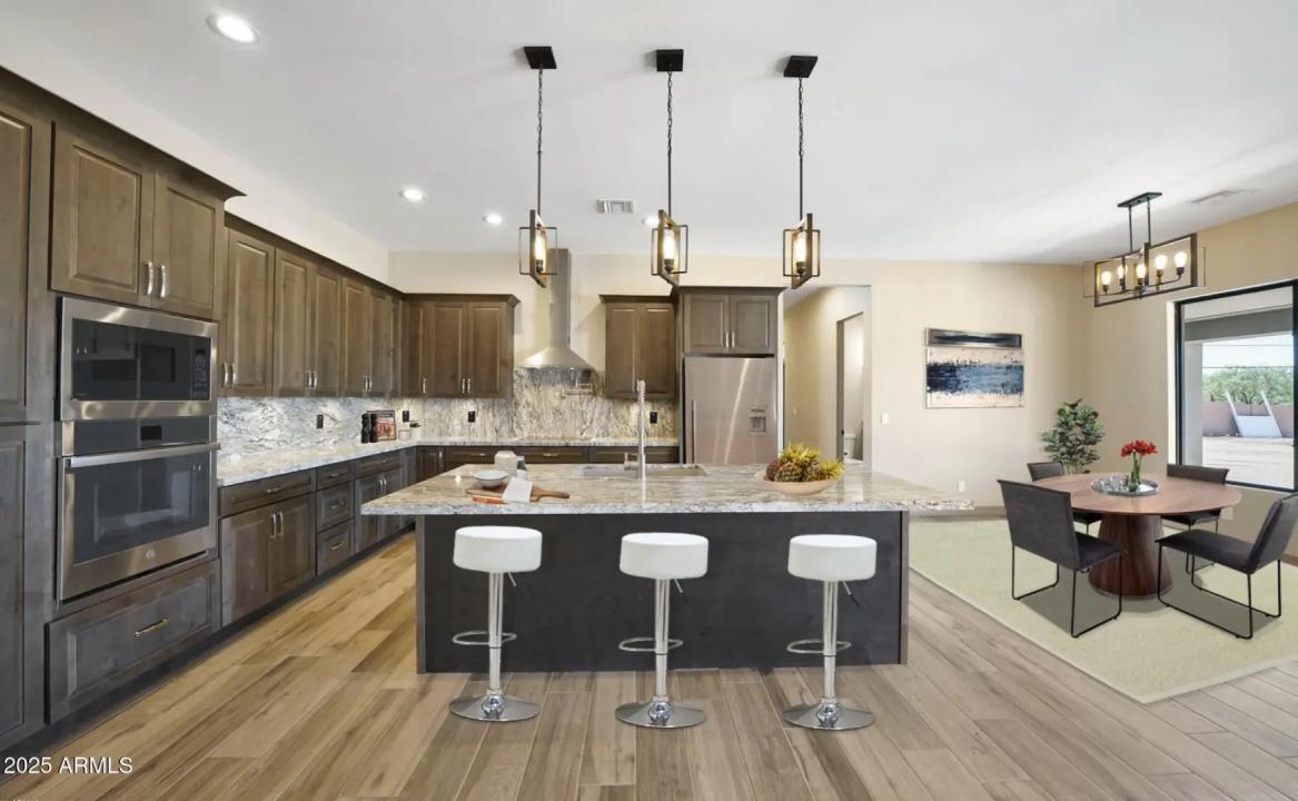 Real Estate Picture 2