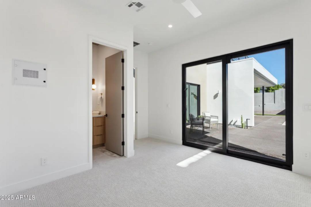 Real Estate Picture 37