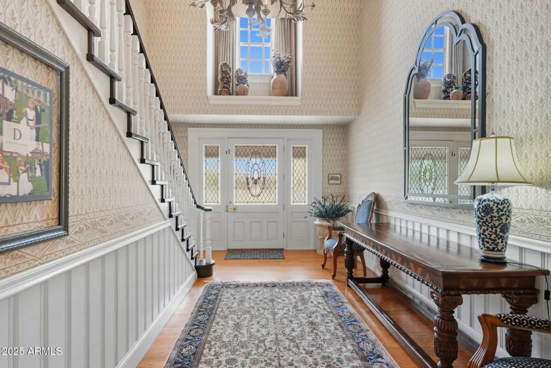 Real Estate Picture 9