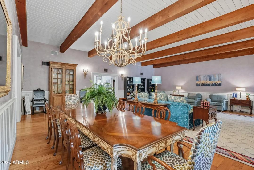 Real Estate Picture 13