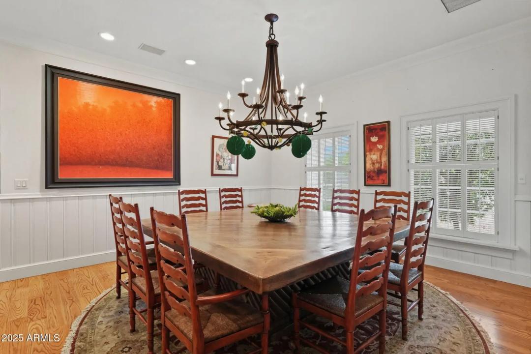 Real Estate Picture 16