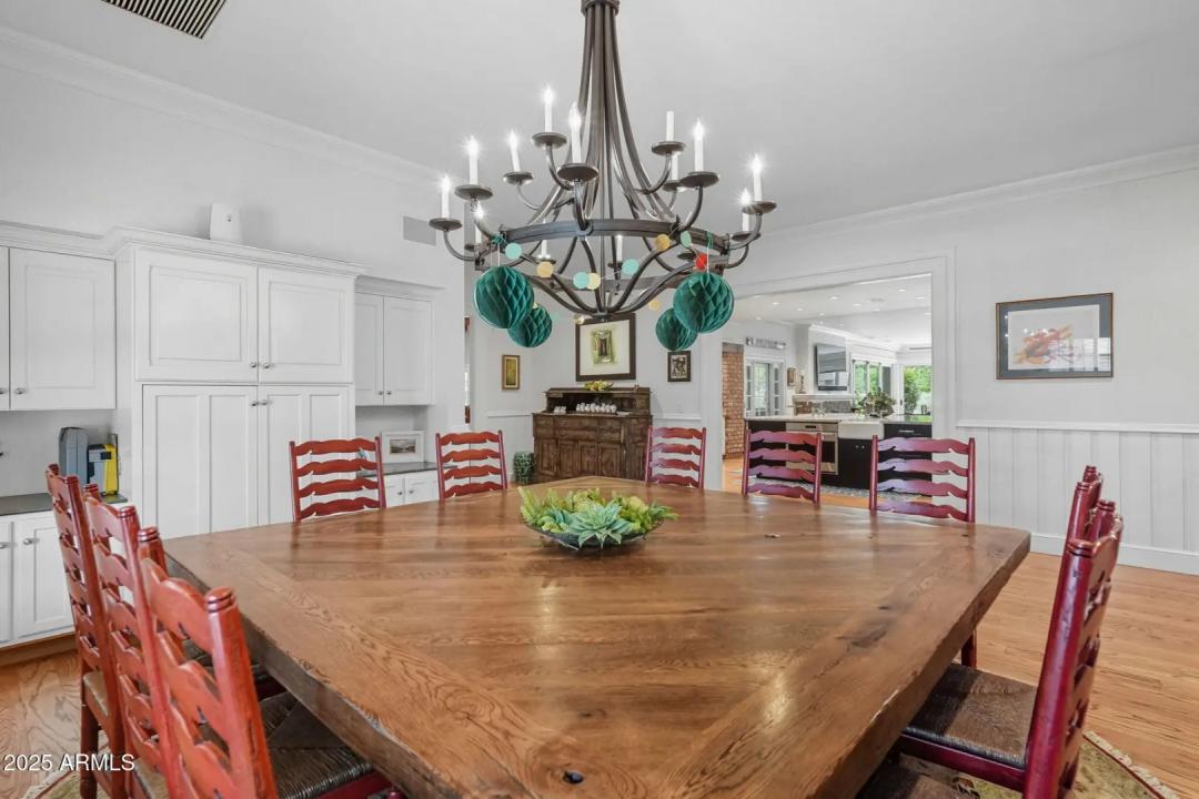Real Estate Picture 17