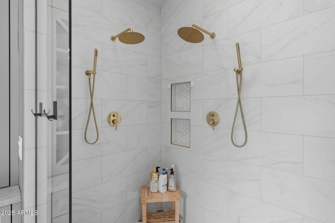 Real Estate Picture 44