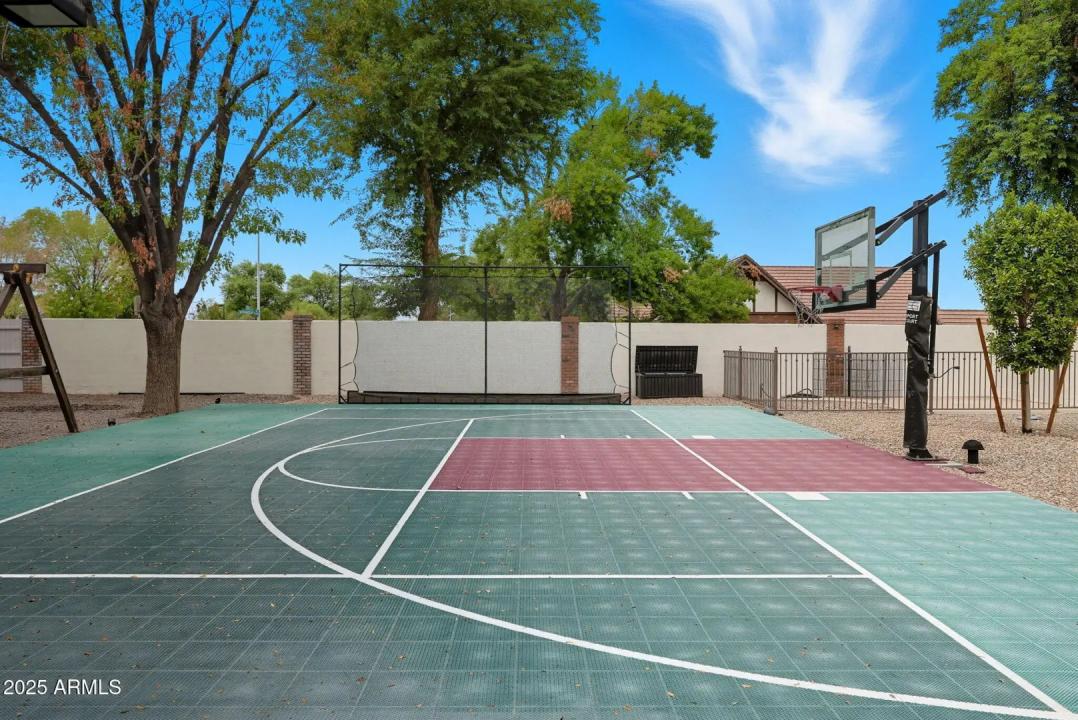 Real Estate Picture 85