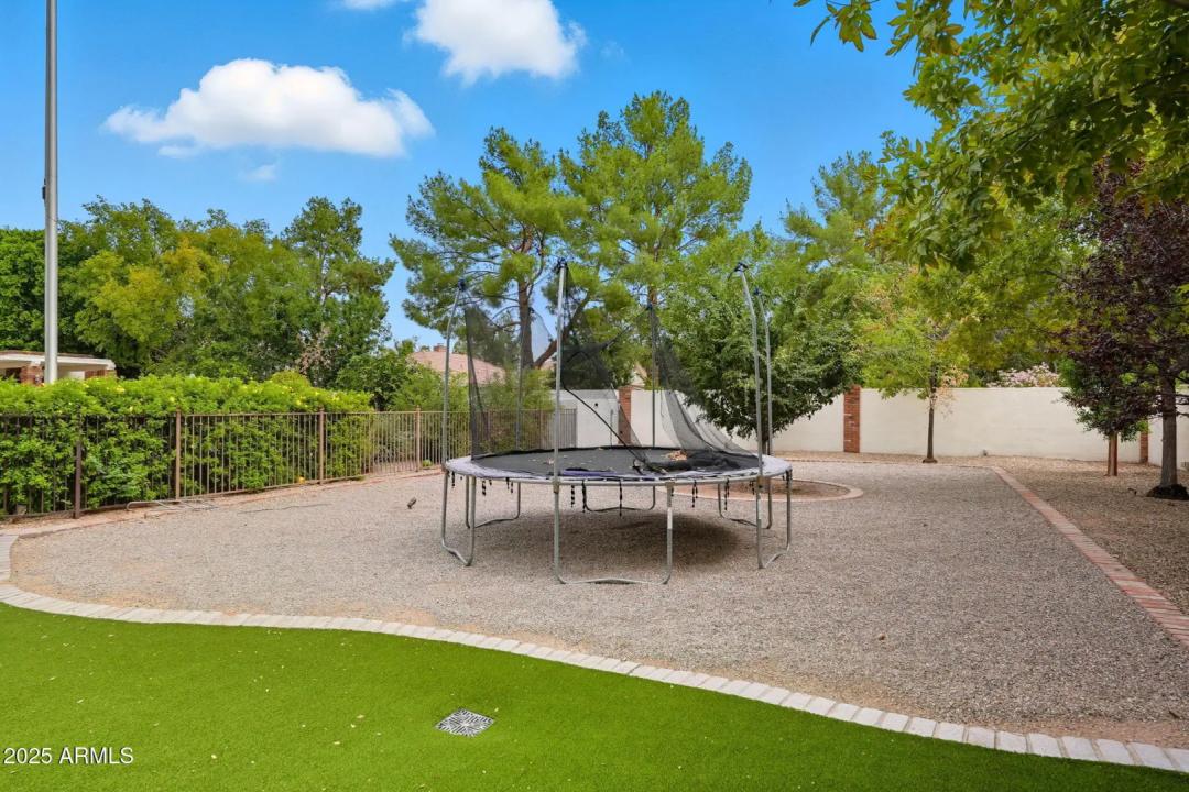 Real Estate Picture 89