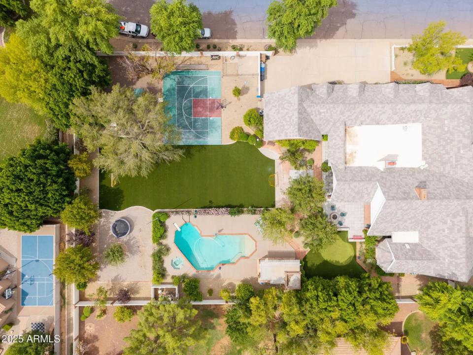 Real Estate Picture 114
