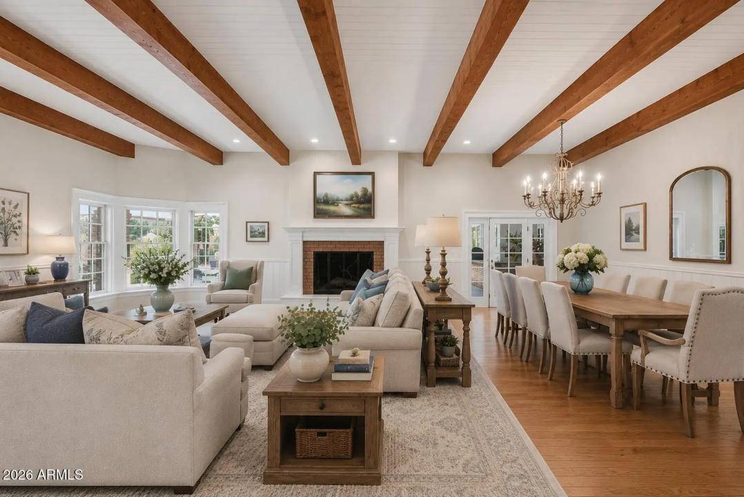 Real Estate Picture 10