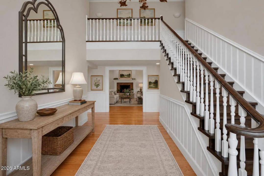 Real Estate Picture 5