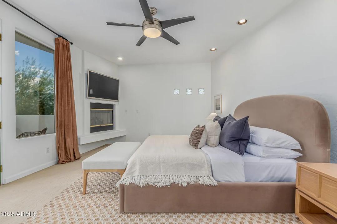 Real Estate Picture 21