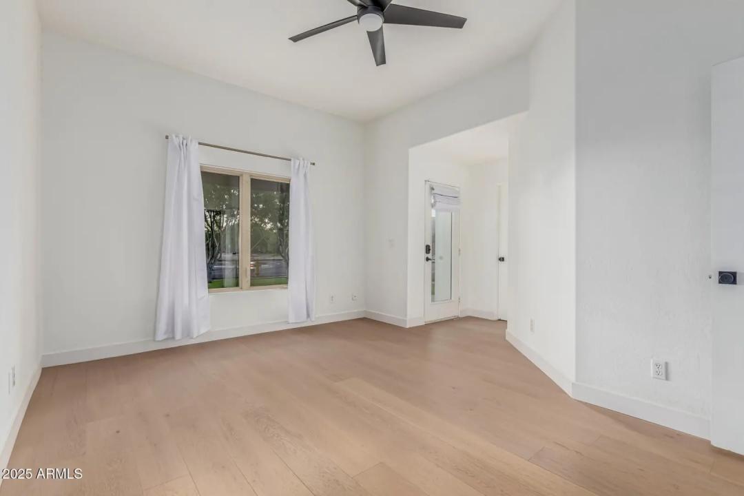 Real Estate Picture 29