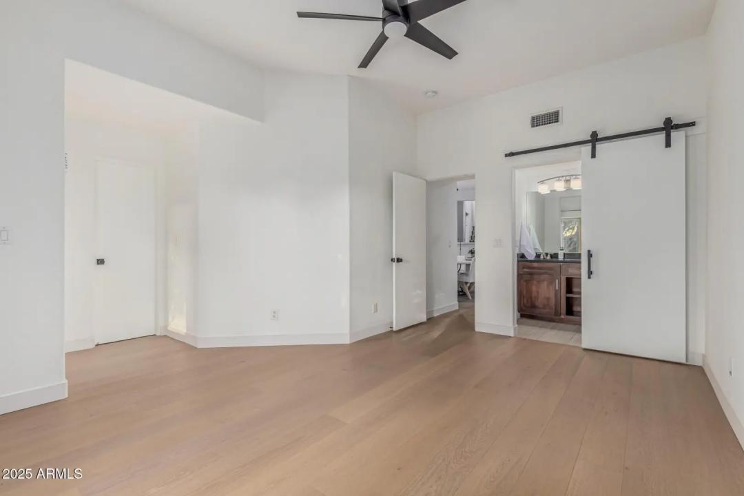 Real Estate Picture 30