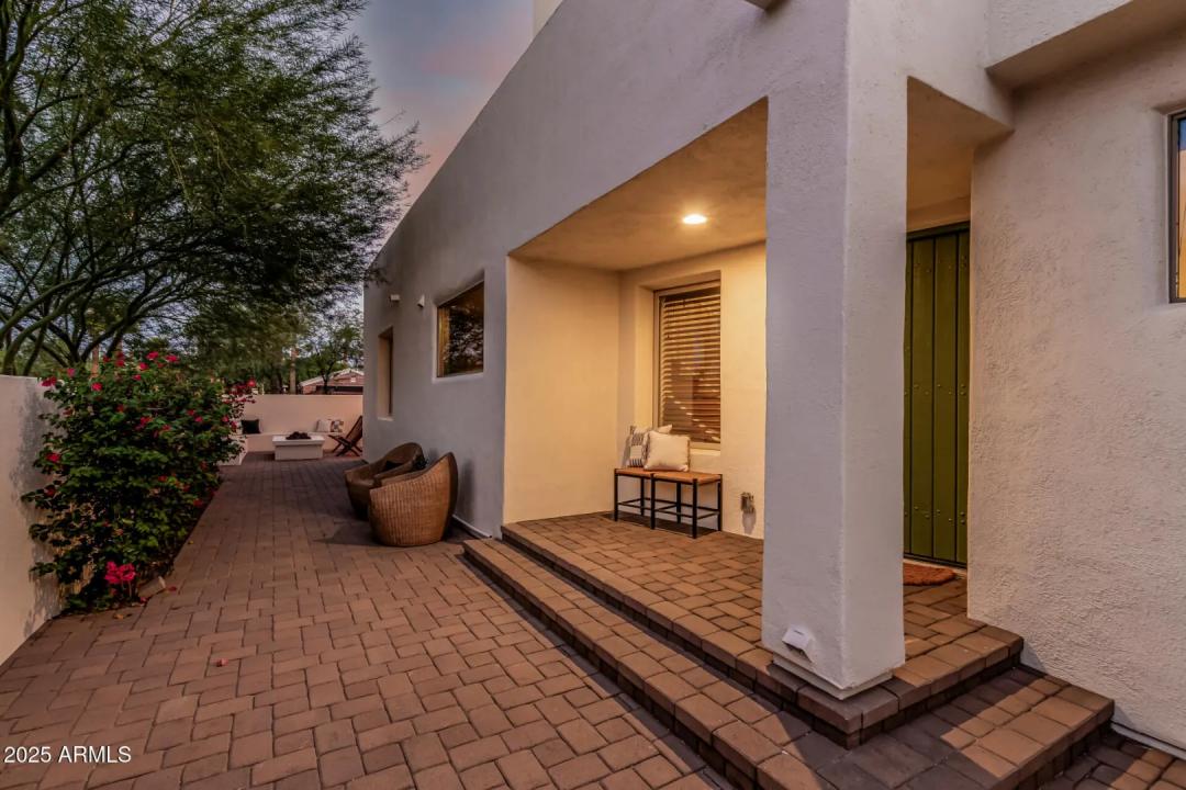 Real Estate Picture 33