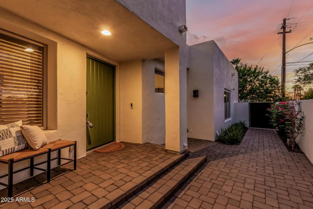 Real Estate Picture 34