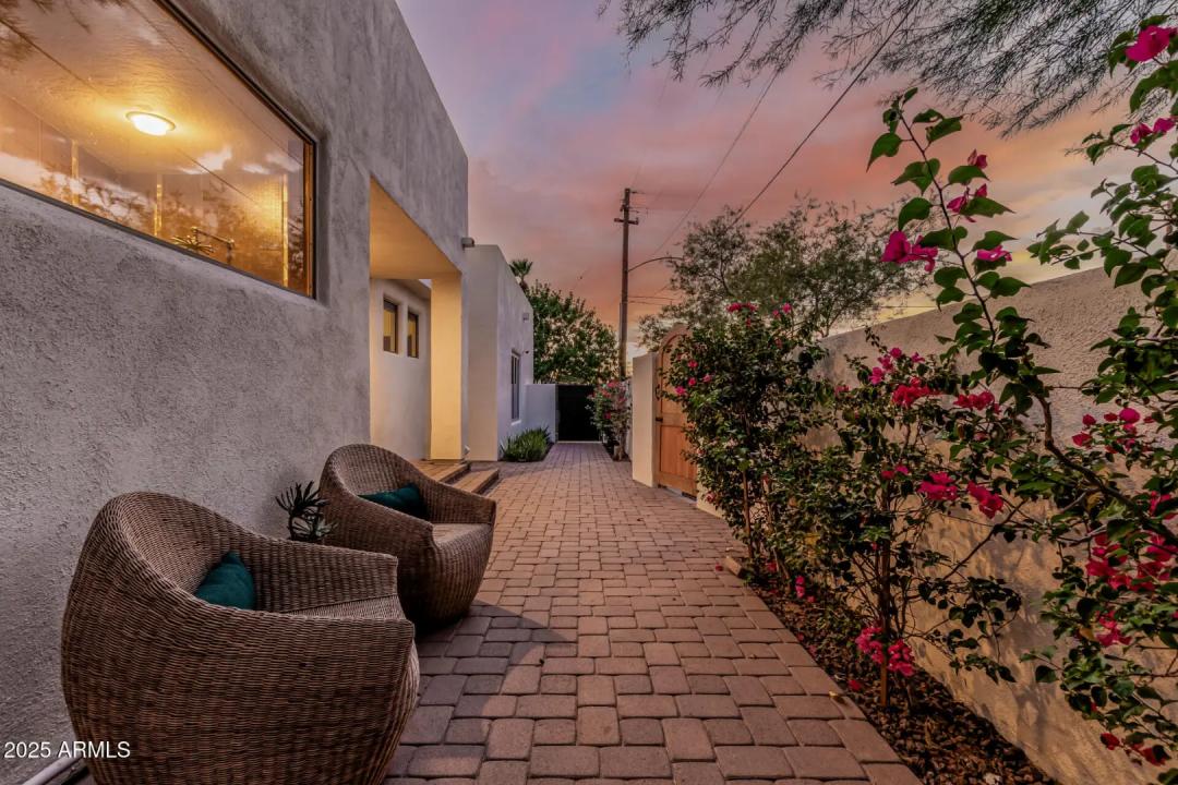 Real Estate Picture 35