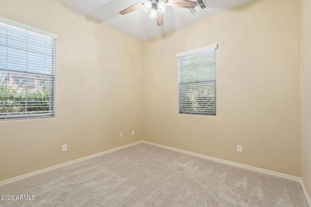 Real Estate Picture 32