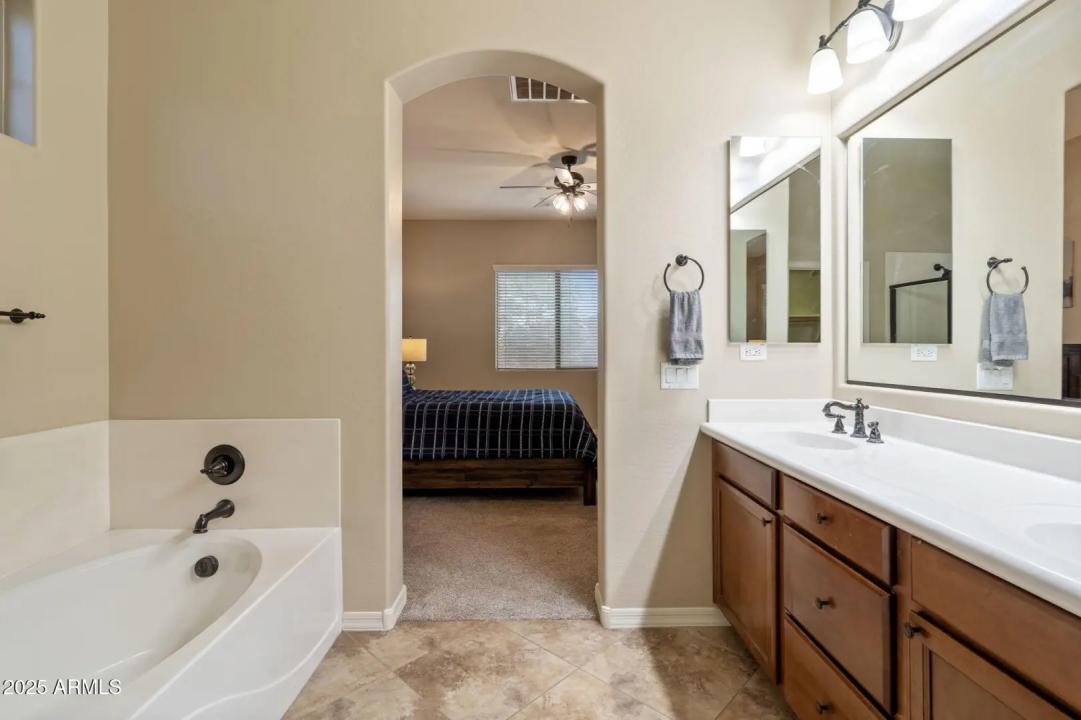 Real Estate Picture 28
