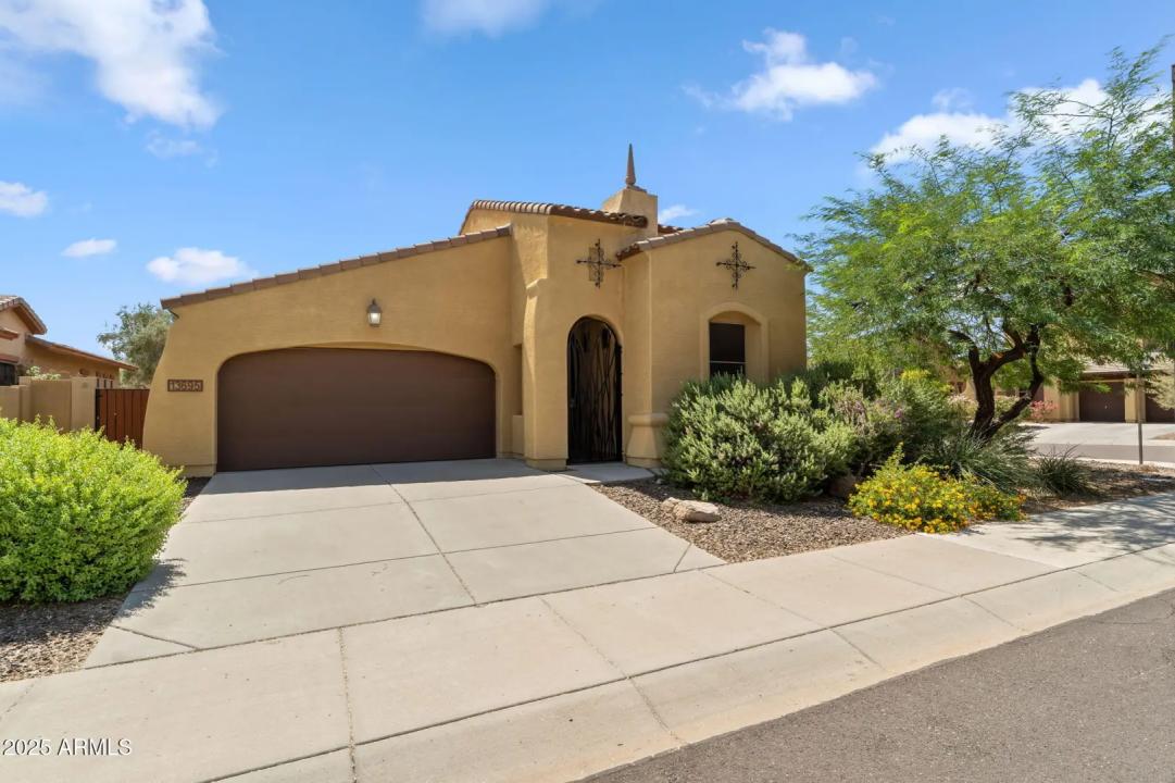 Real Estate Picture 10