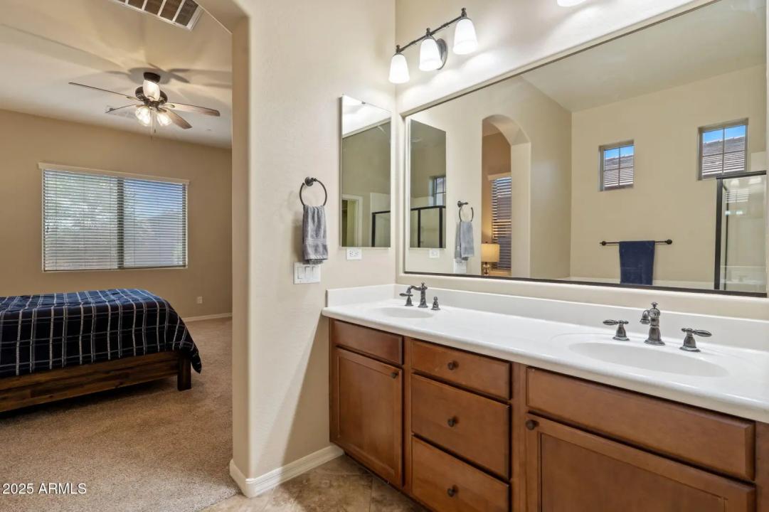 Real Estate Picture 29