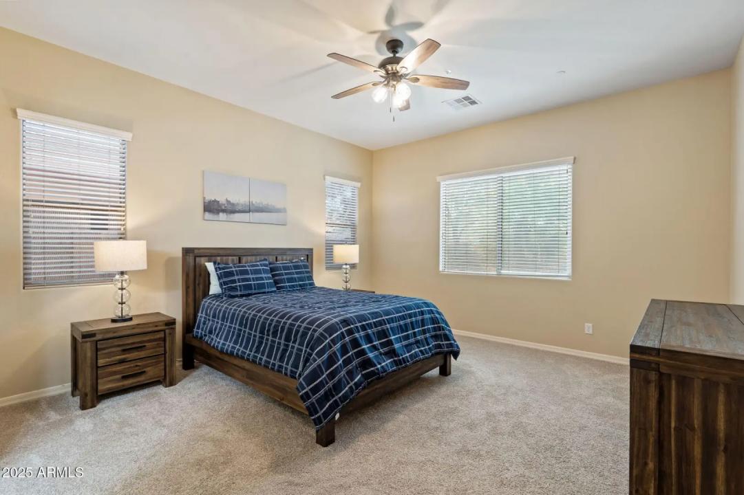 Real Estate Picture 25