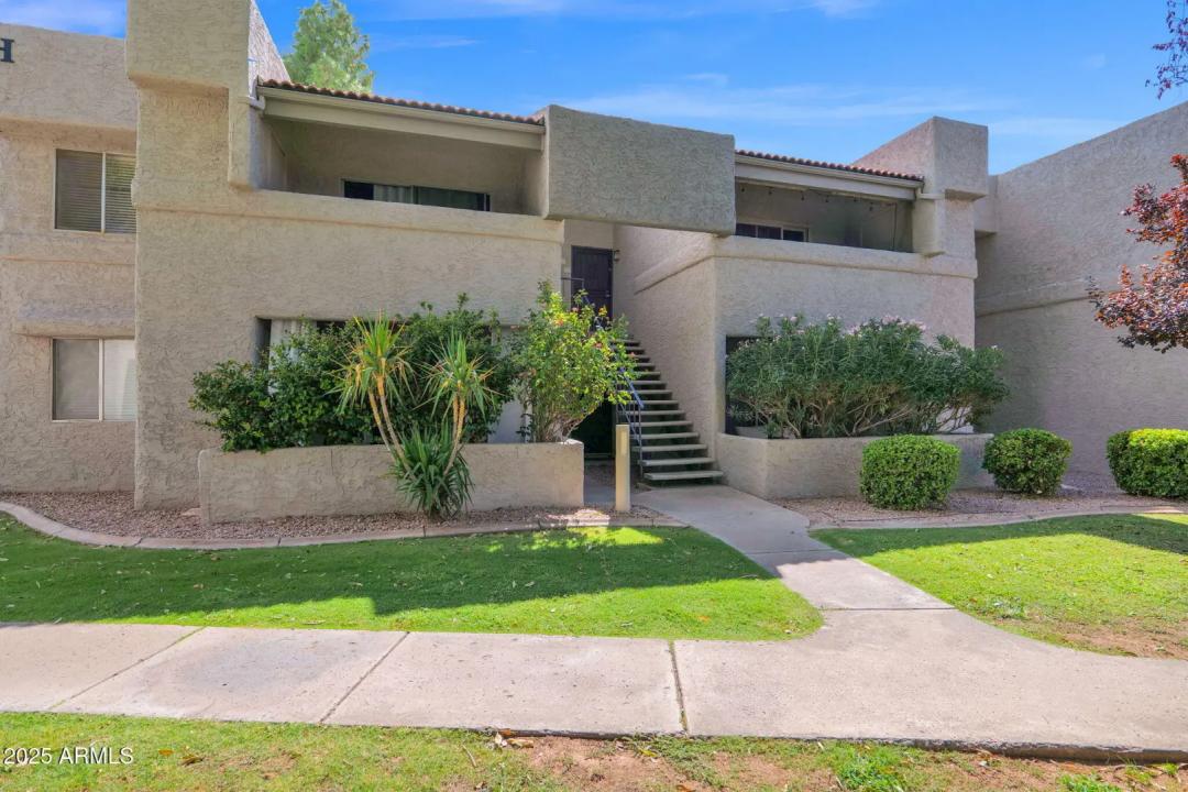 Real Estate Picture 2