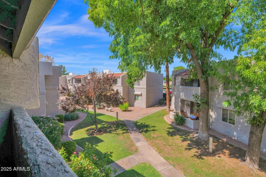 Real Estate Picture 21