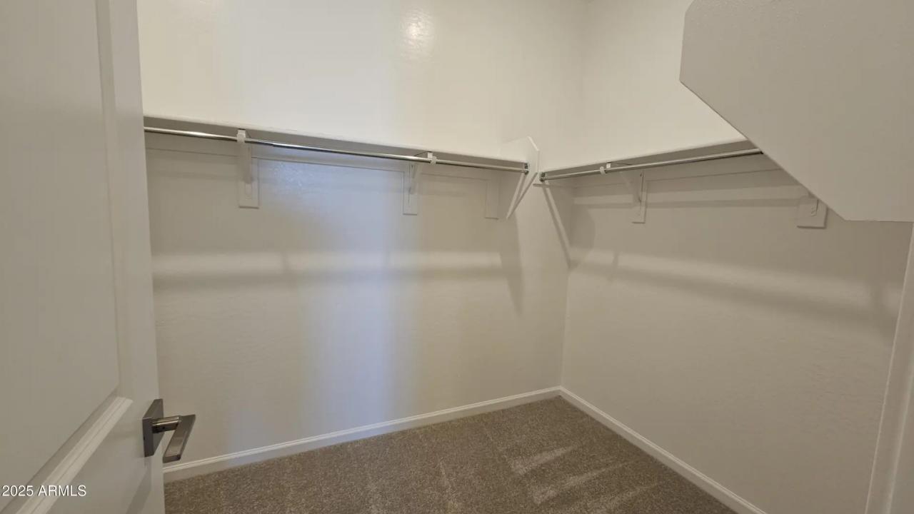 Real Estate Picture 16