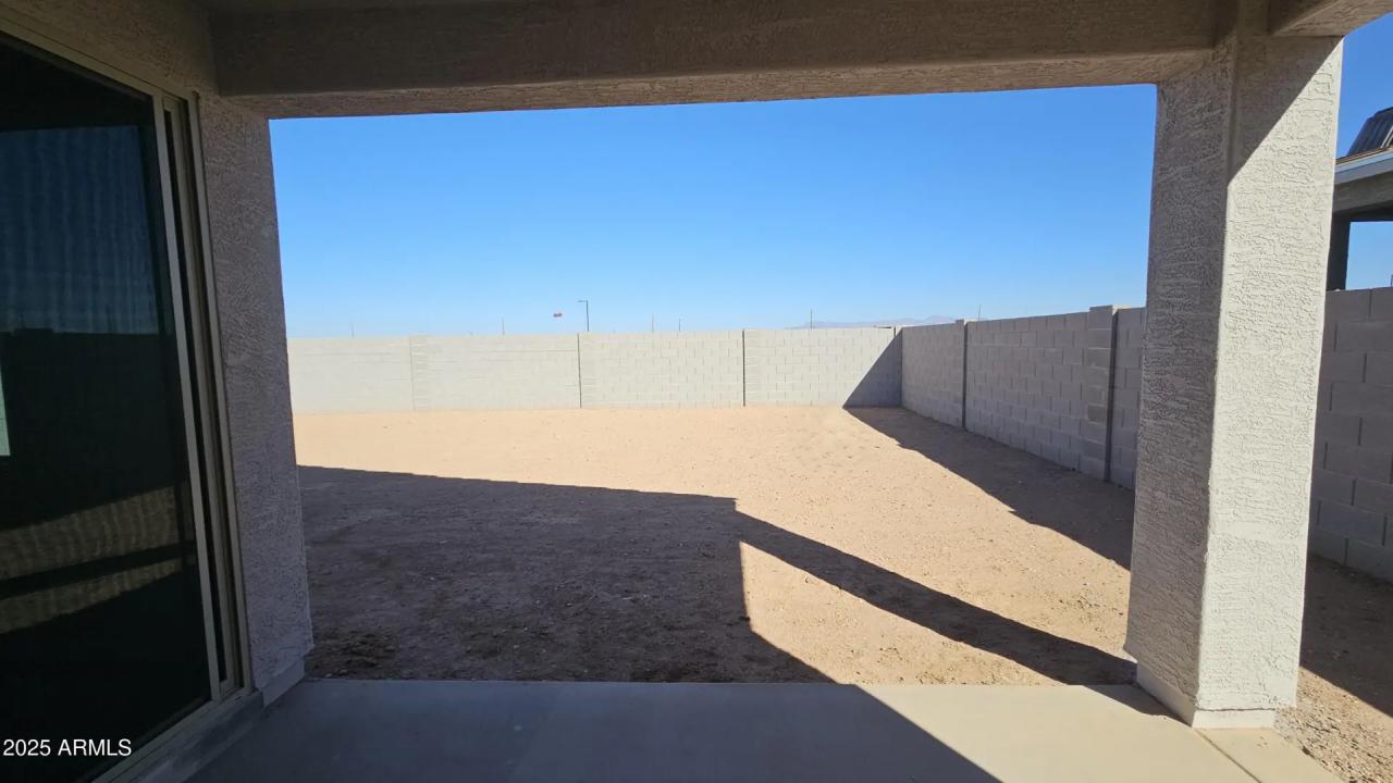 Real Estate Picture 17