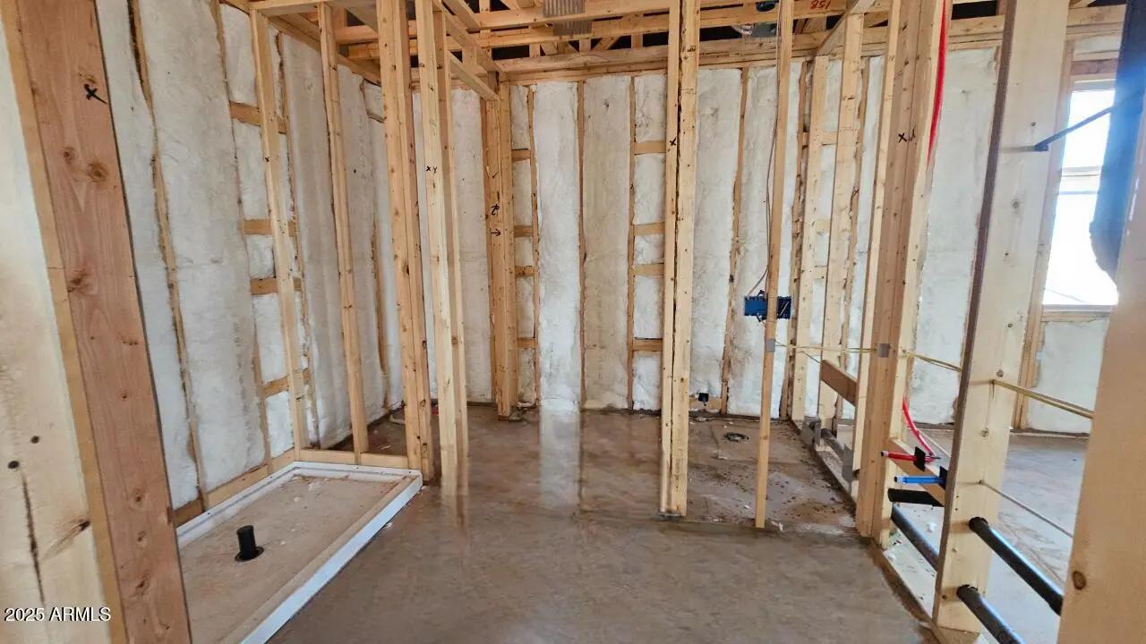Real Estate Picture 6