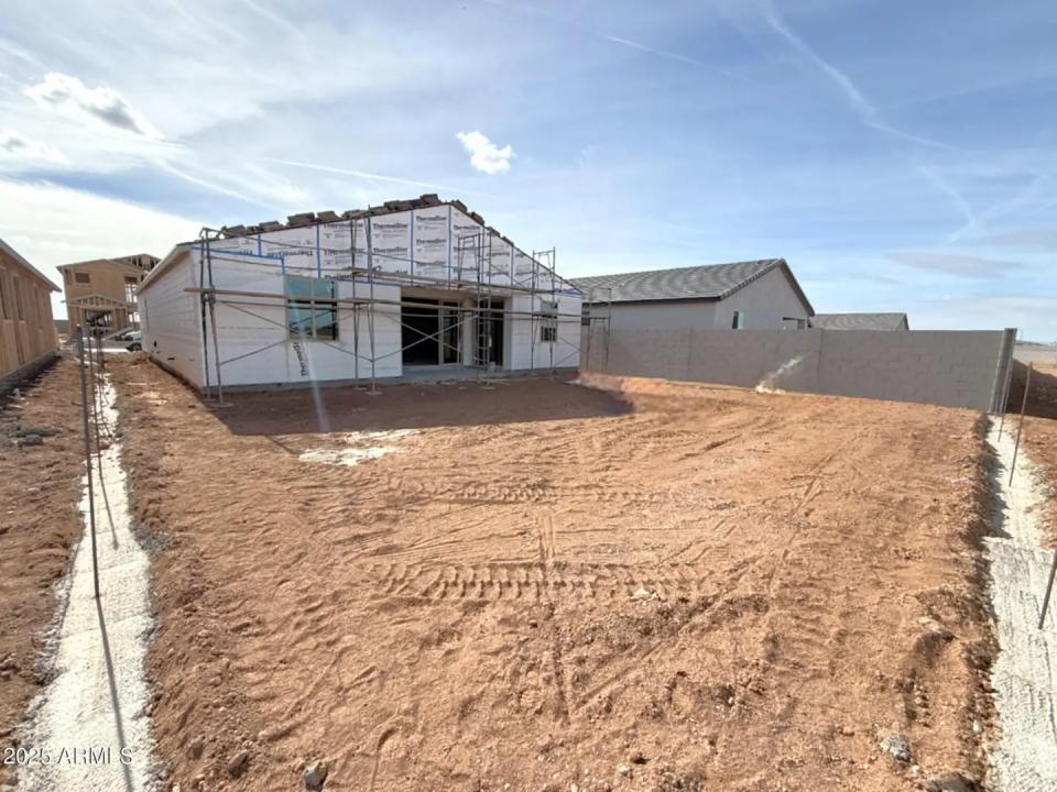 Real Estate Picture 19