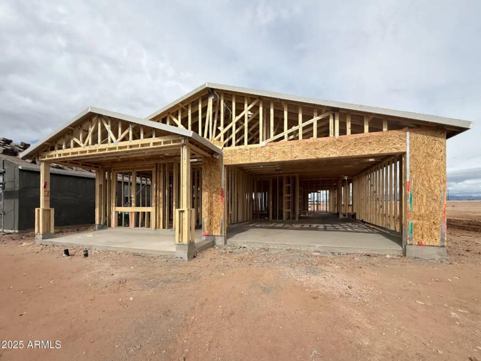 Real Estate Picture 2