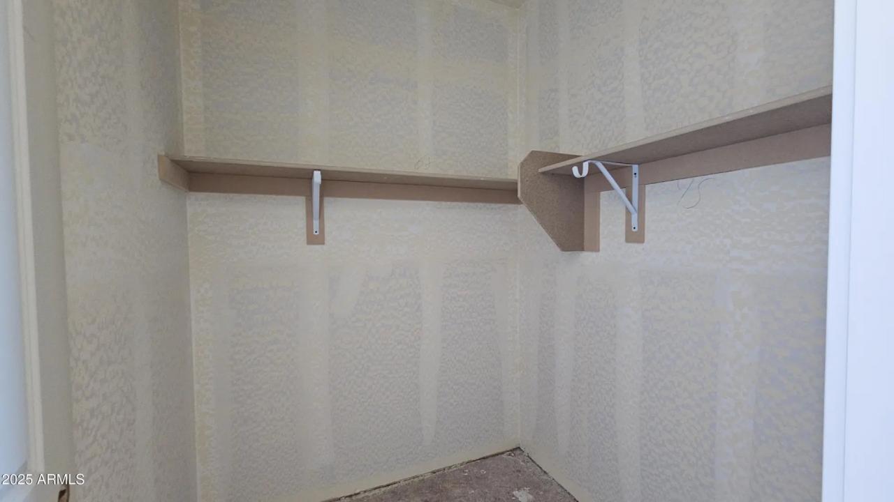 Real Estate Picture 20