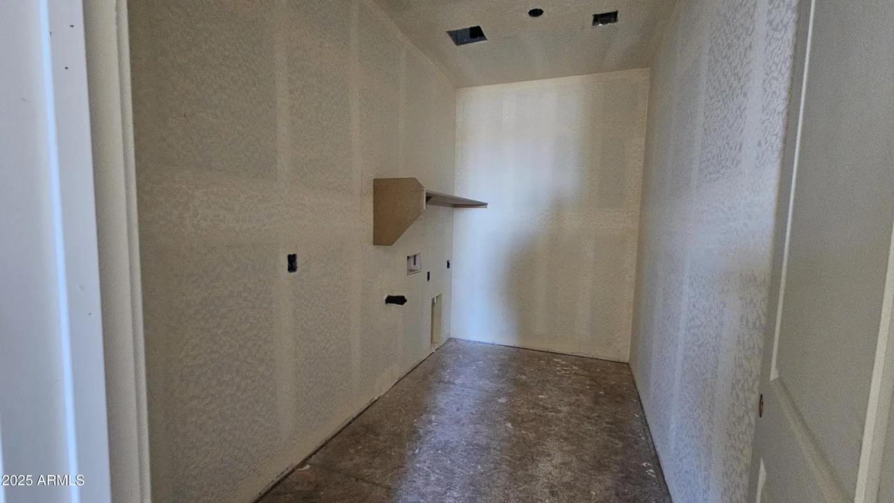 Real Estate Picture 21