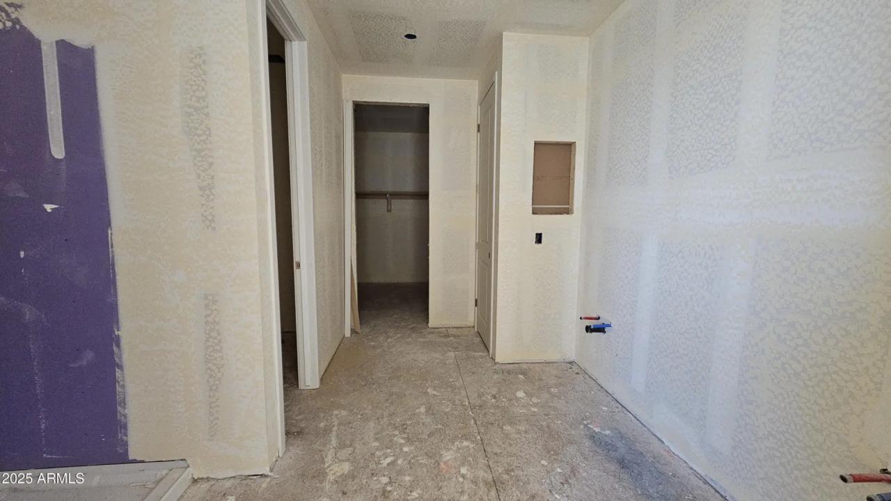 Real Estate Picture 23