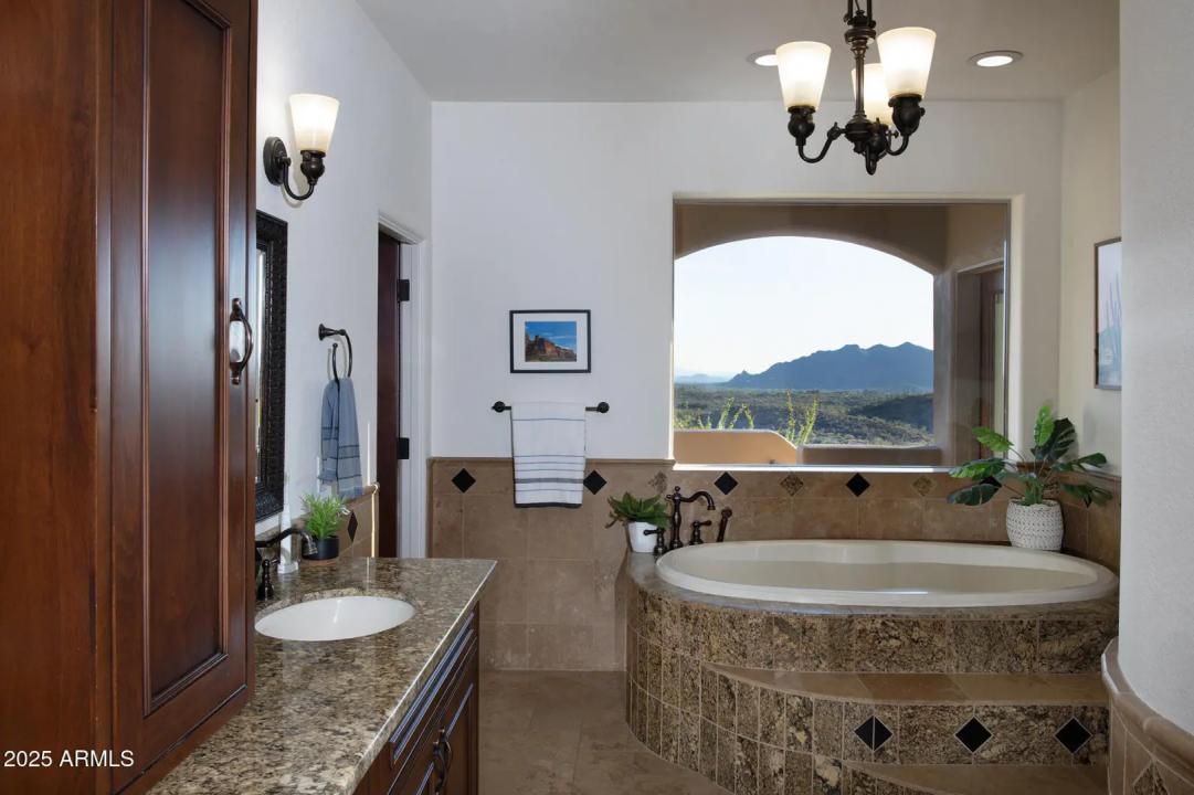 Real Estate Picture 16