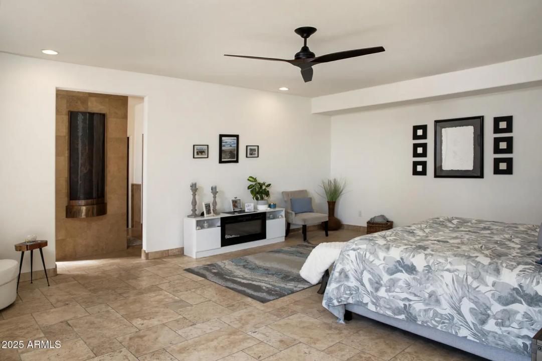 Real Estate Picture 26
