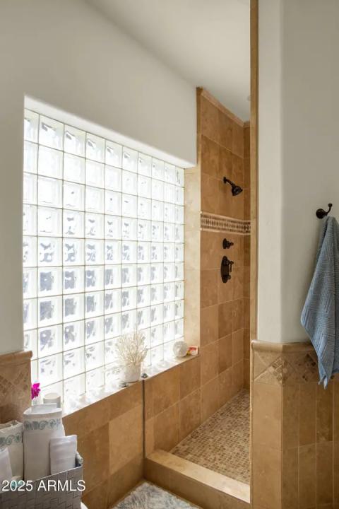 Real Estate Picture 28